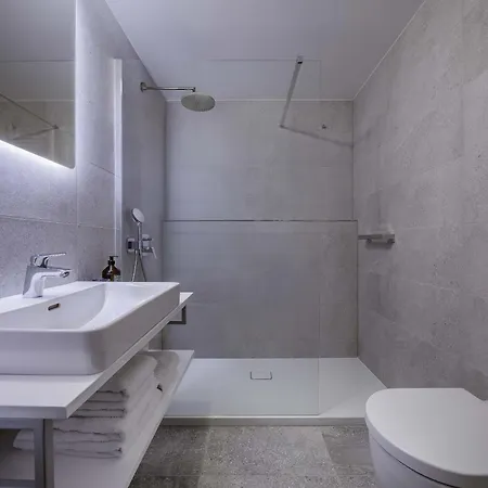 Urban Balance Suite, Andel