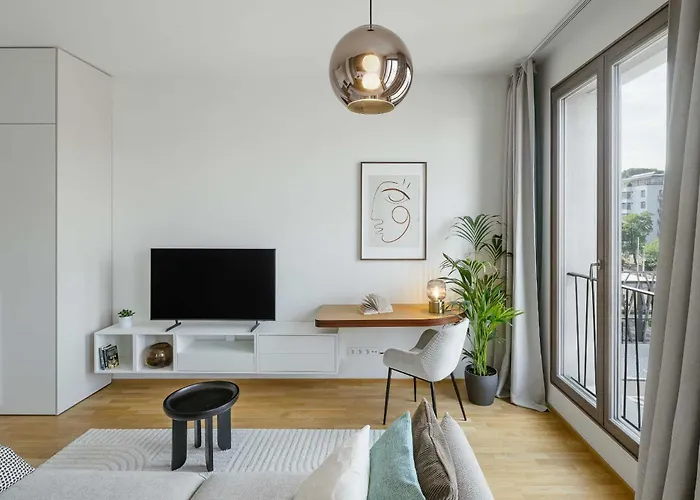 Urban Balance Suite, Andel براغ